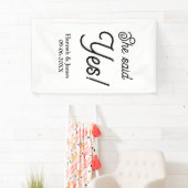 Sie sagte Ja Verlobungsfeier Name Datum einfach mi Banner (Insitu)