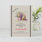 Sie sagte Oui Macaron französisches Brautparty Einladung (Stehend Vorderseite)