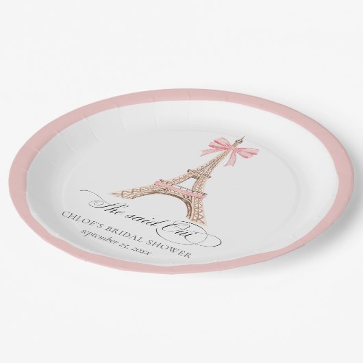 Sie sagte Oui Paris Bow Eiffel Tower BRAUTPARTY Pappteller (Schrägansicht)