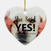 Sie sagte Yes custom Foto Verlobung Weihnachten Keramik Ornament (Hinten)