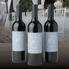 Sie sagte Yes Engagement Party Dusty Blue Weinetikett