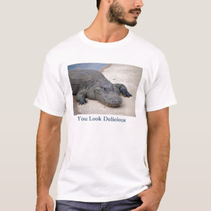 Sie schauen köstliches AlligatorShirt T-Shirt