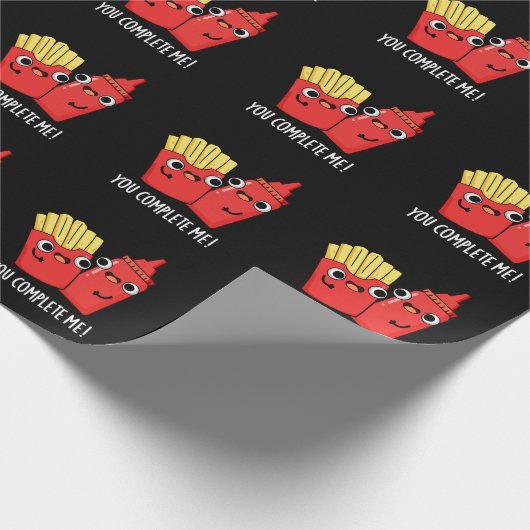 Sie schließen mich Funny Fries Ketchup Pun Dark BG Geschenkpapier (Ecke)