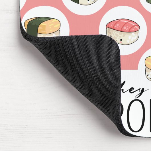 Sie sehen Me Rollin' Kawaii Fun Sushi Rolls & Dots Mousepad (Ecke)