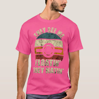 Sie sehen mich Retro Elektro-Skateboard Float T-Shirt