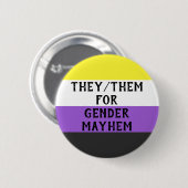 Sie/Sie für Gender Mayhem Button (auf Enby-Flag) (Vorne & Hinten)