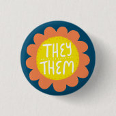 SIE / SIE Pronouns Blume Pride Handschrift Button (Vorderseite)