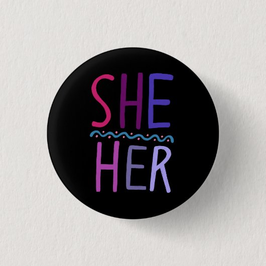 SIE/SIE Pronouns farbenfroh Lila rosa Schwarz Button (Vorderseite)