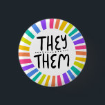Sie / sie Pronouns Rainbow Handschrift Stolz Button<br><div class="desc">Dekorieren Sie Ihr Outfit mit diesem coolen Kunstknopf. Macht ein großartiges Geschenk! Sie können ihn anpassen,  die Hintergrundfarben ändern und auch Text hinzufügen. Karo in meinem Shop für viel mehr Farben und Muster! Lass mir Bescheid,  wenn du auch etwas Gewohntes willst.</div>