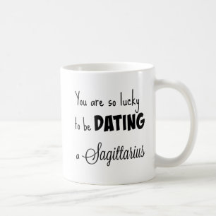 Sie sind, also glücklich verabredete zu sein einen kaffeetasse