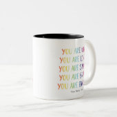 Sie sind lieblich Spaß Rainbow Positive Affirmatio Zweifarbige Tasse (VorderseiteRechts)