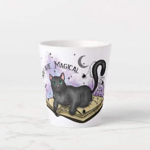 Sie sind magisch - mystisch schwarze Katze und Vin Milchtasse