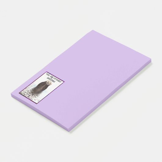 Sie sind Phantastische Niedliche Puppe mit süßem O Post-it Klebezettel (angewinkelt)