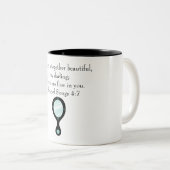Sie sind schöne Bibelverse Zweifarbige Tasse (VorderseiteRechts)