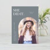 Sie tat es Stone Blue Arch Abschluss Ankündigung (Stehend Vorderseite)