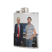 Sie treffen Präsident Donald Trump | Foto hinzufüg Flachmann (Links)