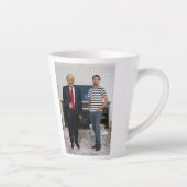 Sie treffen Präsident Donald Trump| Foto hinzufüge Milchtasse (Rechts)