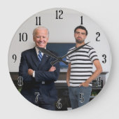 Sie treffen Präsident Joe Biden | Foto hinzufügen Große Wanduhr (Vorderseite)