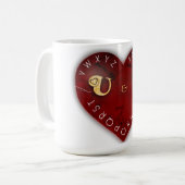 Sie und ich - Alphabet-Spiel auf einem roten Herz Kaffeetasse (Vorderseite Links)