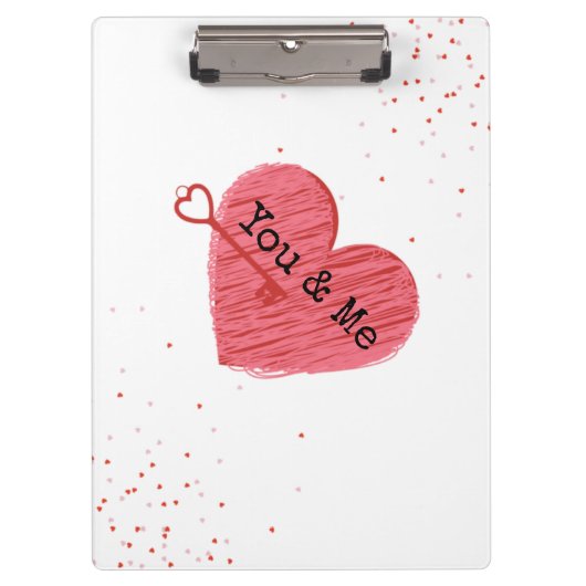 Sie und ich Modernes Rotes Herz mit einem wichtige Klemmbrett (Vorderseite)