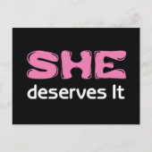 Sie verdient es als Postkarte (Vorderseite)