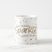 Sie Verlasst ein bisschen Sparkle in Gold und Weiß Kaffeetasse (Mittel)