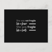 sie war nicht zerbrechlich wie Blume sie war zerbr Postkarte (Vorderseite)