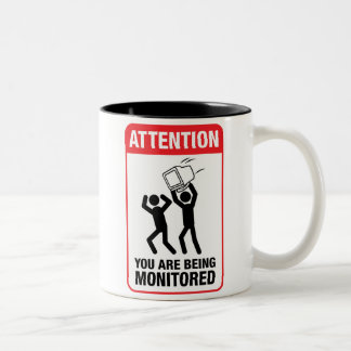 Sie werden - Büro Humor überwacht Zweifarbige Tasse