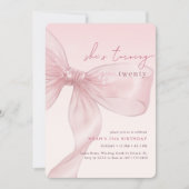 Sie wird zwanzig Blush Bow Geburtstag Einladung (Vorderseite)