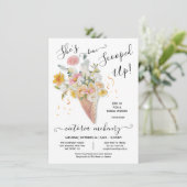 Sie wurde Bouquet-Brautparty entführt Einladung (Stehend Vorderseite)