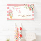 Sie wurde Brautparty aufgedeckt (Streifen) Banner (Insitu)