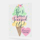 Sie wurde mit Eiscreme-Brautparty vergossen Acrylschild (Winkel)