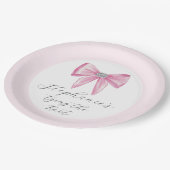 Sie zähmt das Brautparty des Knot-Pink-Bow-Labels Pappteller (Schrägansicht)