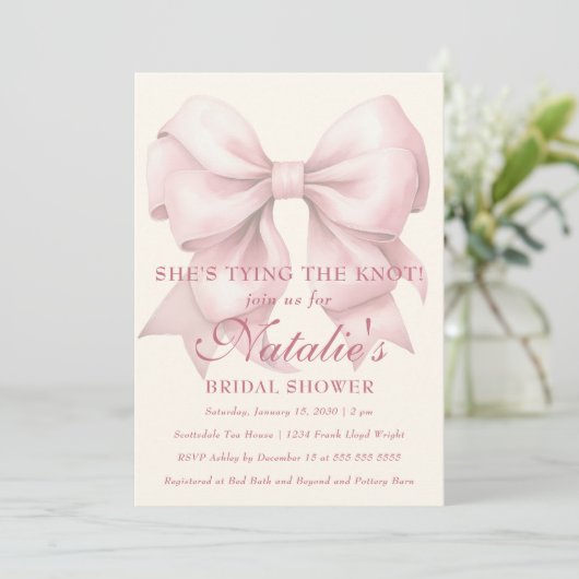 Sie zähmt das Brautparty des unrosa Bowes Einladung (Stehend Vorderseite)