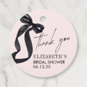 Sie zähmt das Gastgeschenk des Knotens-Brautparty Geschenkanhänger (Vorderseite)