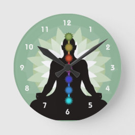 Sieben Chakras Yoga Positionsplanungsmauer Runde Wanduhr