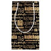 Sieben Grundsätze von Kwanzaa (Schwarz/Gold) Kleine Geschenktüte (Vorderseite)