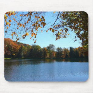 Sieben Quellen Herbstbäume und Teich Mousepad