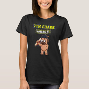 Siebente Klasse Nails Mittlere Schule Highschool 7 T-Shirt