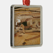 Siebenundzwanzig Pfund-Kanone auf einem Silbernes Ornament (Rechts)