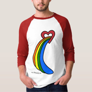 Siebzigerjahre Retro Regenbogen-Wasserfall durch T-Shirt