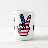 Sieg mit amerikanischer Flagge Kaffeetasse (Mittel)