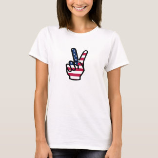 Sieg mit amerikanischer Flagge T-Shirt