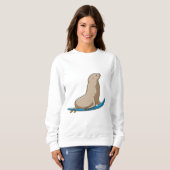 Siegel als Surfer mit Surfbrett Sweatshirt (Vorne ganz)