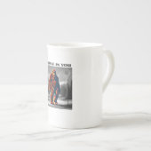 Siegel der Genehmigung von Bigfoot Porzellantasse (Vorderseite Rechts)