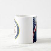 Siegel VP Kamala Harris Portrait Kaffee Tasse (Mittel)