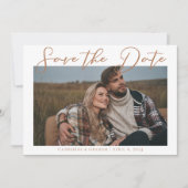 Sienna Brown Script Couple Foto Chill Fall Save The Date (Vorderseite)