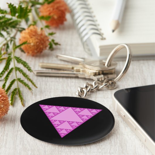 Sierpinski-Dreieck als rosa Dreieck LGBTQ+ Schlüsselanhänger (Seite)