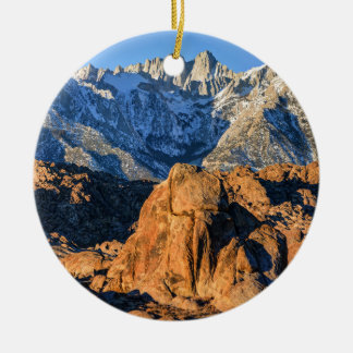 Sierra Nevada-Berg- und Keramikornament