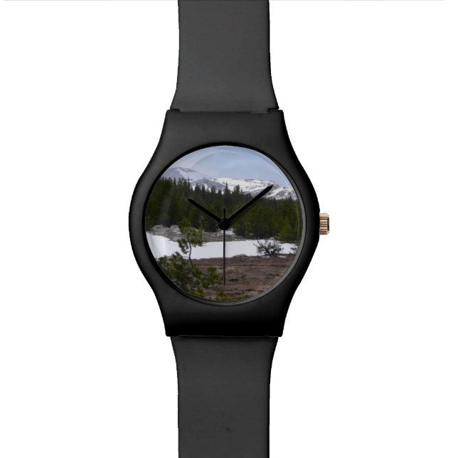 Sierra Nevada Berge und Schnee auf Yosemite Armbanduhr (Nahaufnahme)